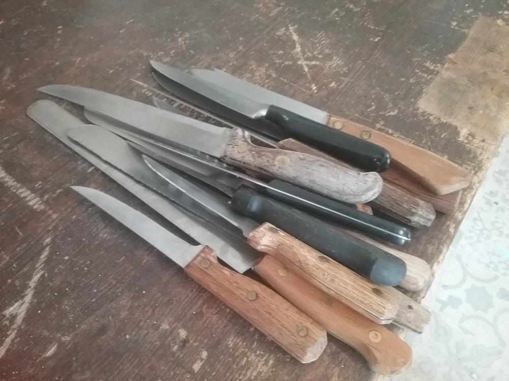 LOT COUTEAUX 