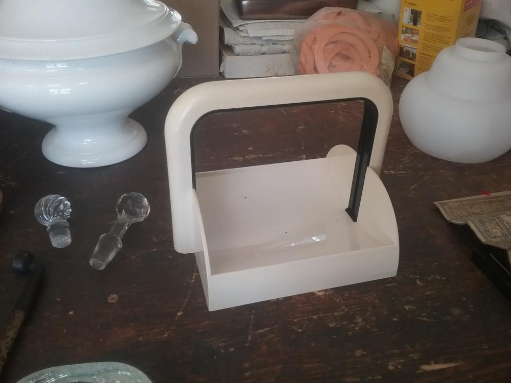 OBJET DESIGN BUREAU GUZZINI