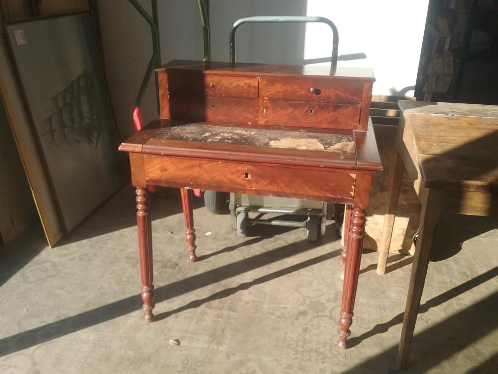 BUREAU CREDENCE EN LETAT
