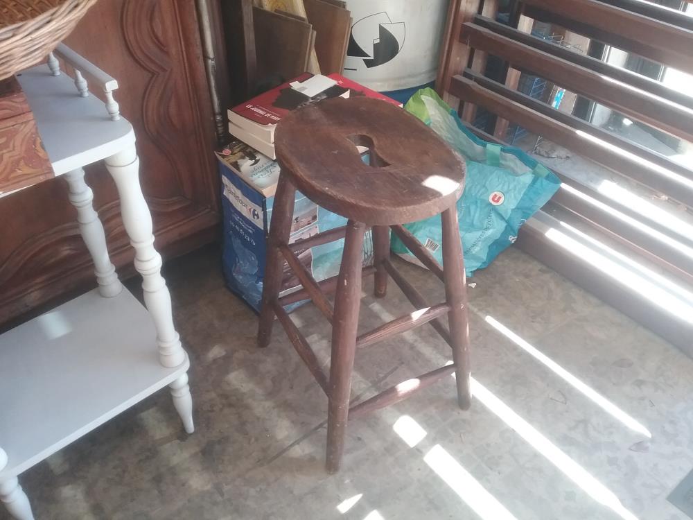 TABOURET BOIS