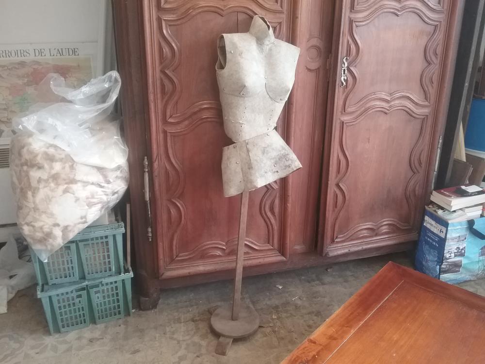 MANEQUIN ETUDE ANCIEN
