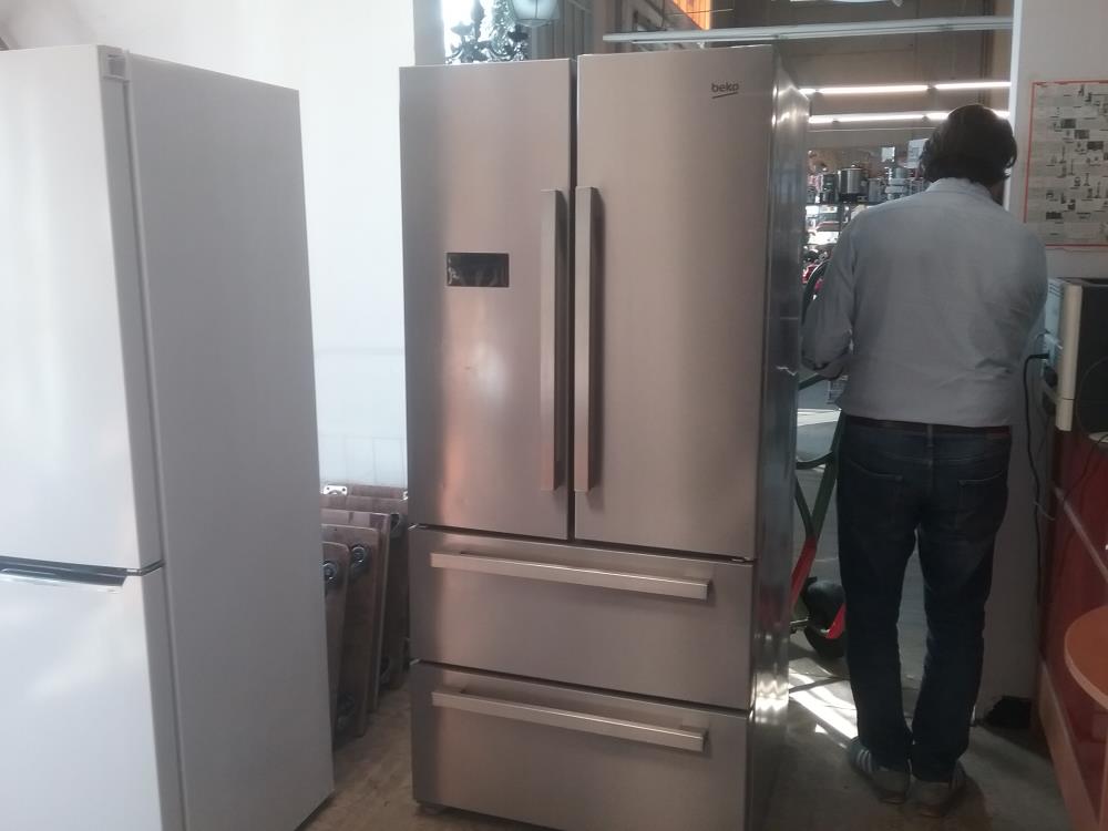 FRIGO CONGELATEUR INOX 4P BEKO