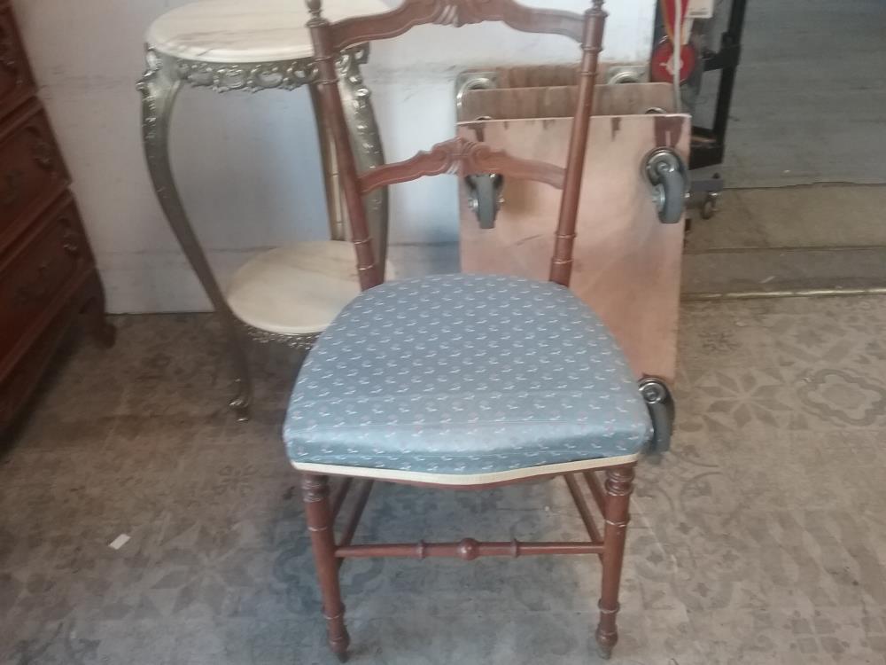 CHAISE DE CHAMBRE