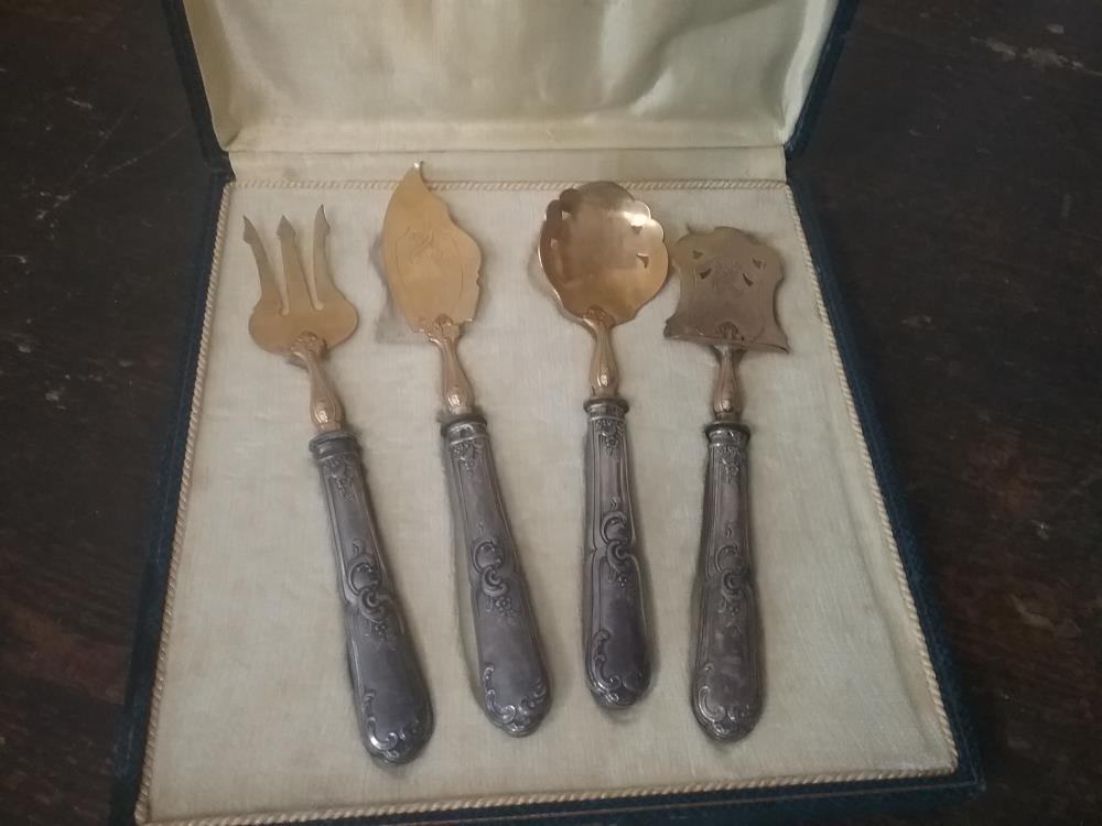 DERVICE 4 PIECES ARGENT FOURE