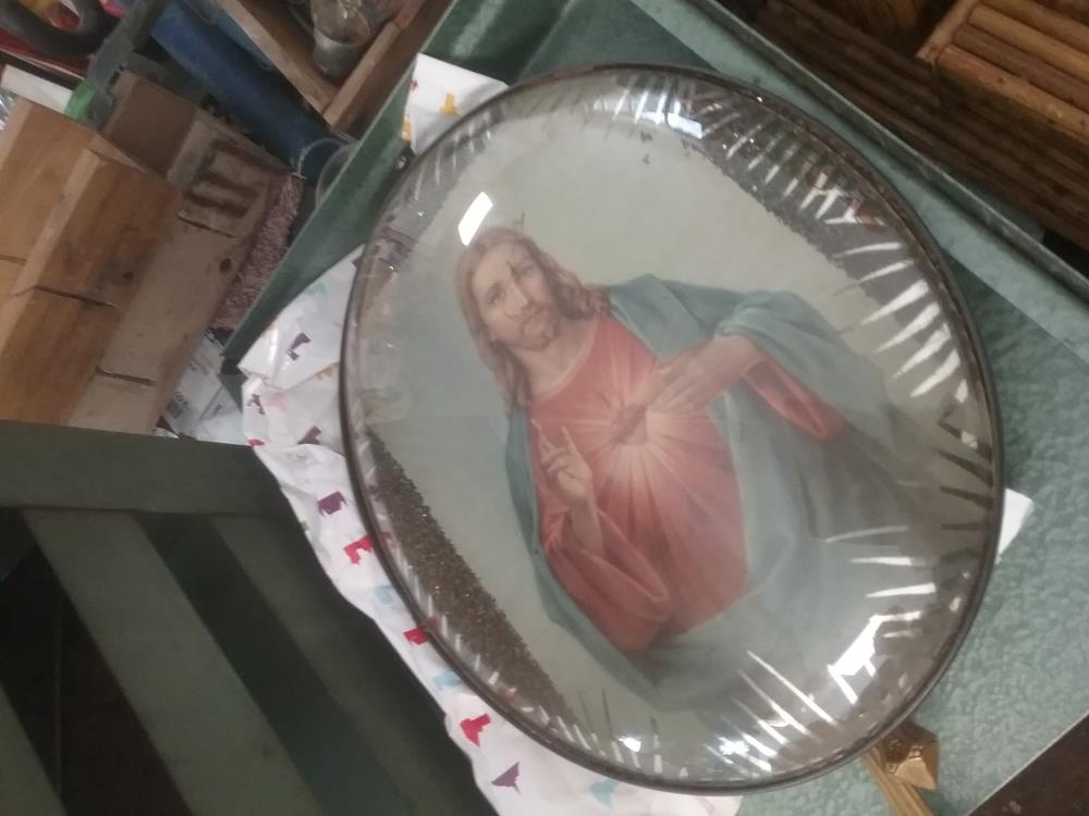 PAIRE DE CADRES RELIGIEUX