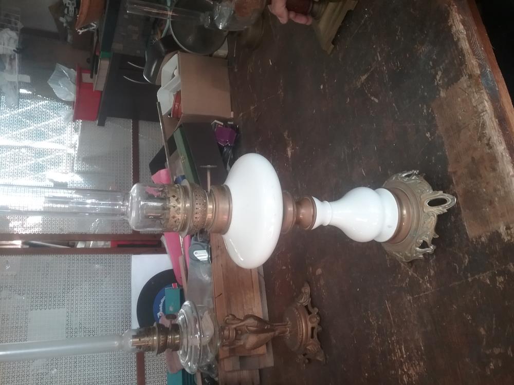 LAMPE PETROLE BLANCHE 