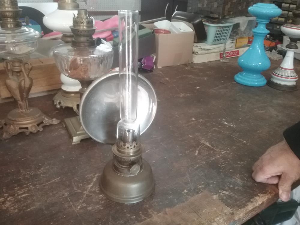 LAMPE A DEFLECTEUR
