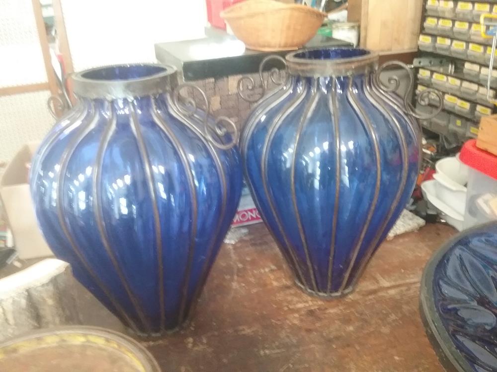 VASE VERRE ET METAL BLEU