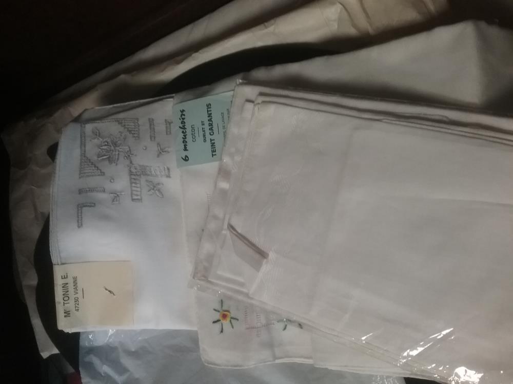 LOT DE MOUCHOIRS ANCIENS