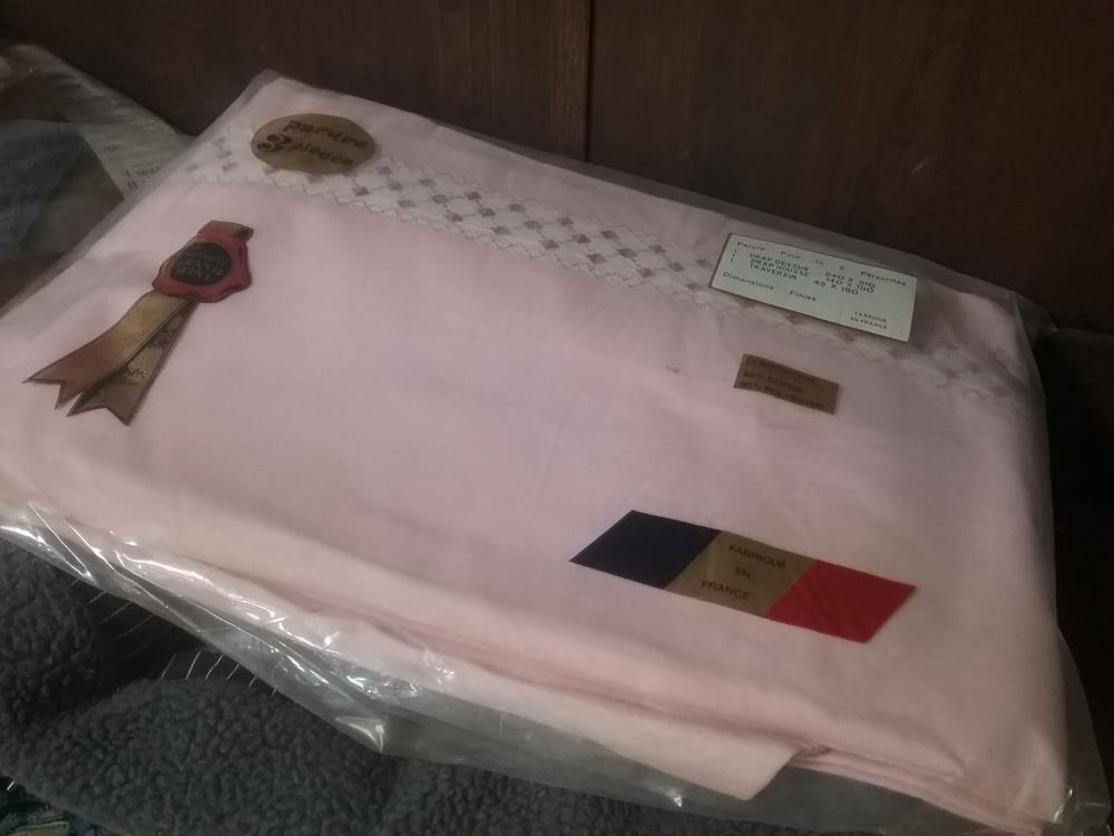 PARURE ANCIENNE ROSE NEUVE