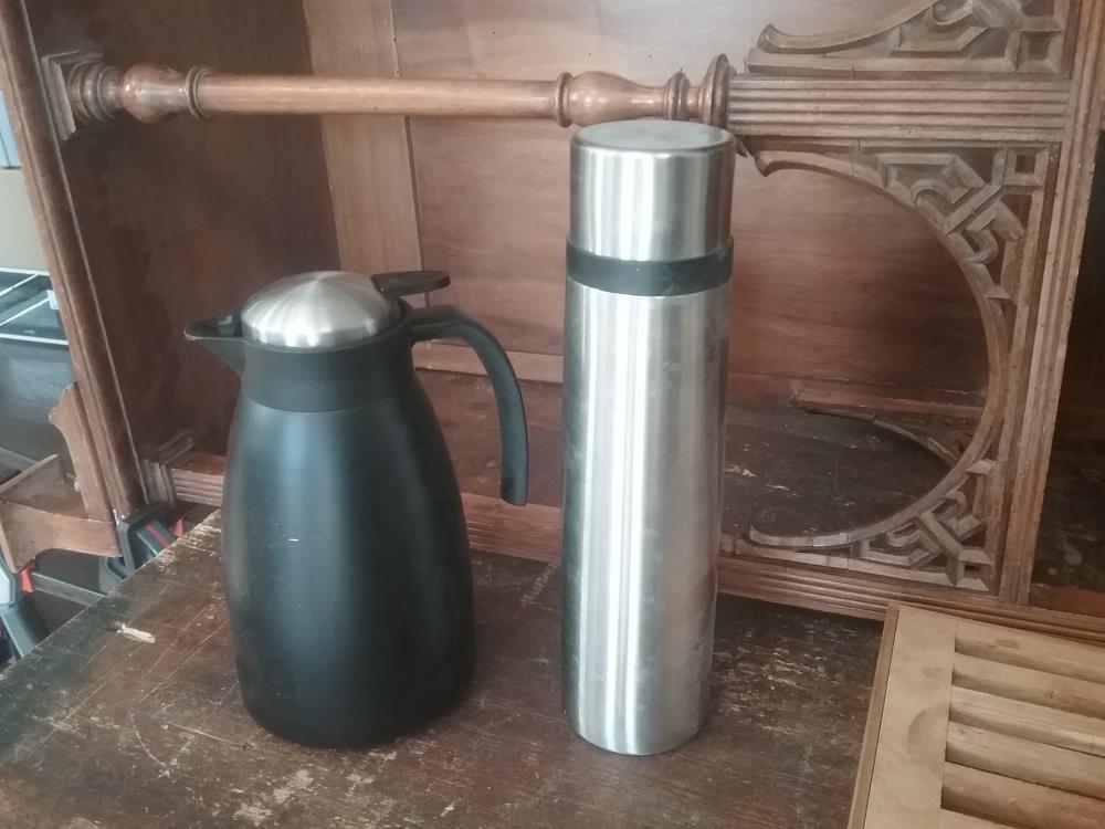THERMOS