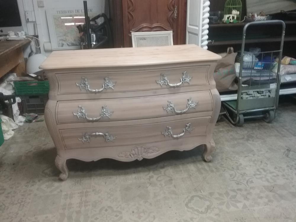 COMMODE TOMBEAU RESTAUREE