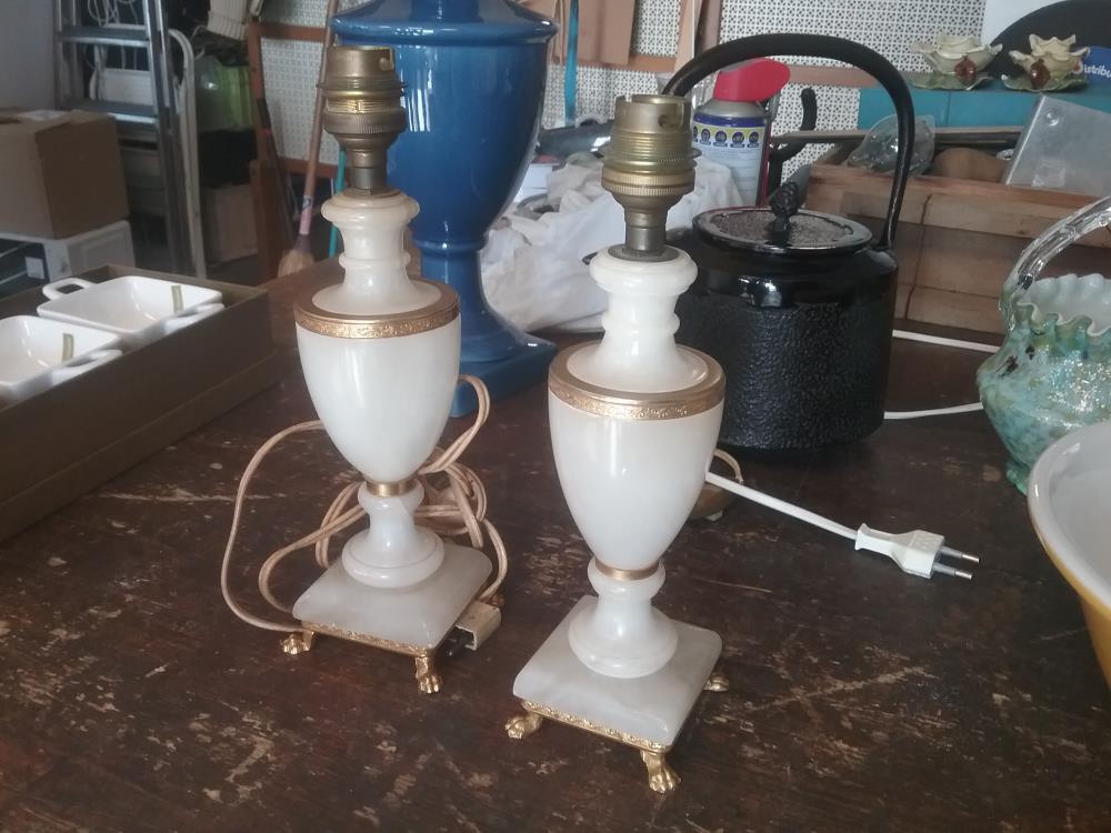 PAIRE DE LAMPES ALBATRE