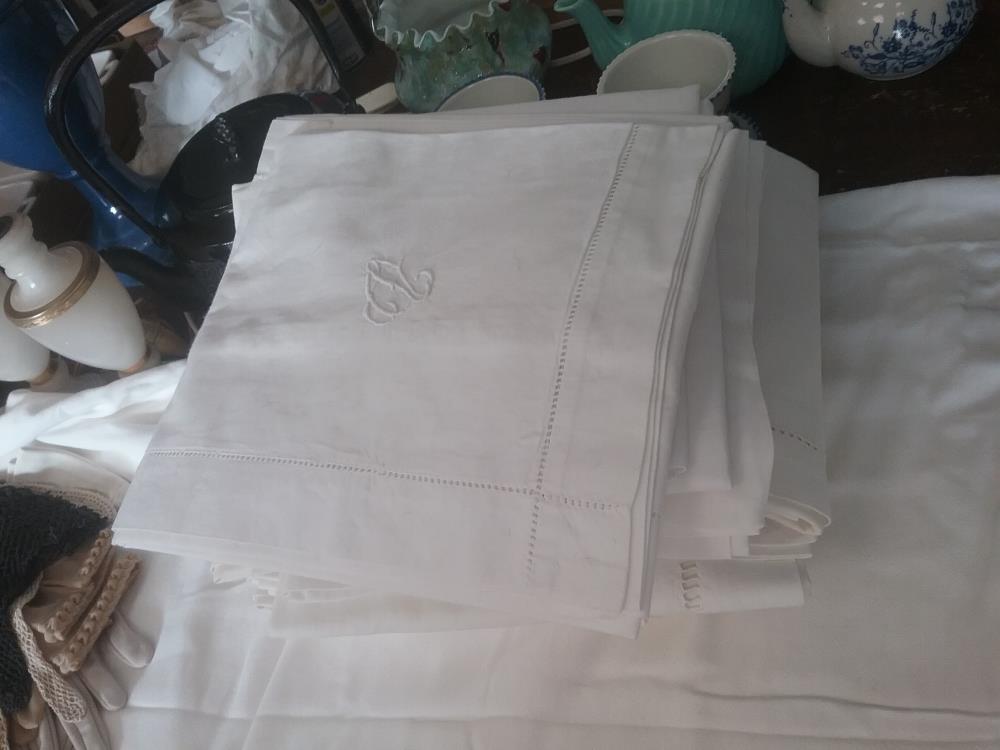 TAIE D'OREILLER CARREES