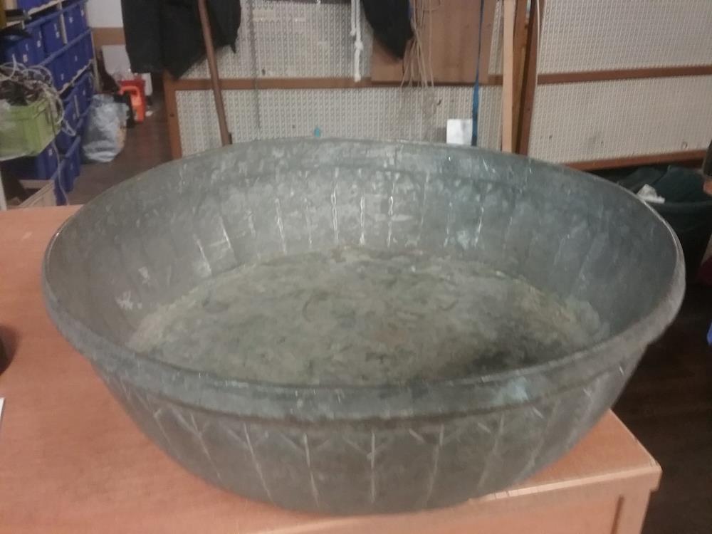 BASSINE METAL ARTISANALE