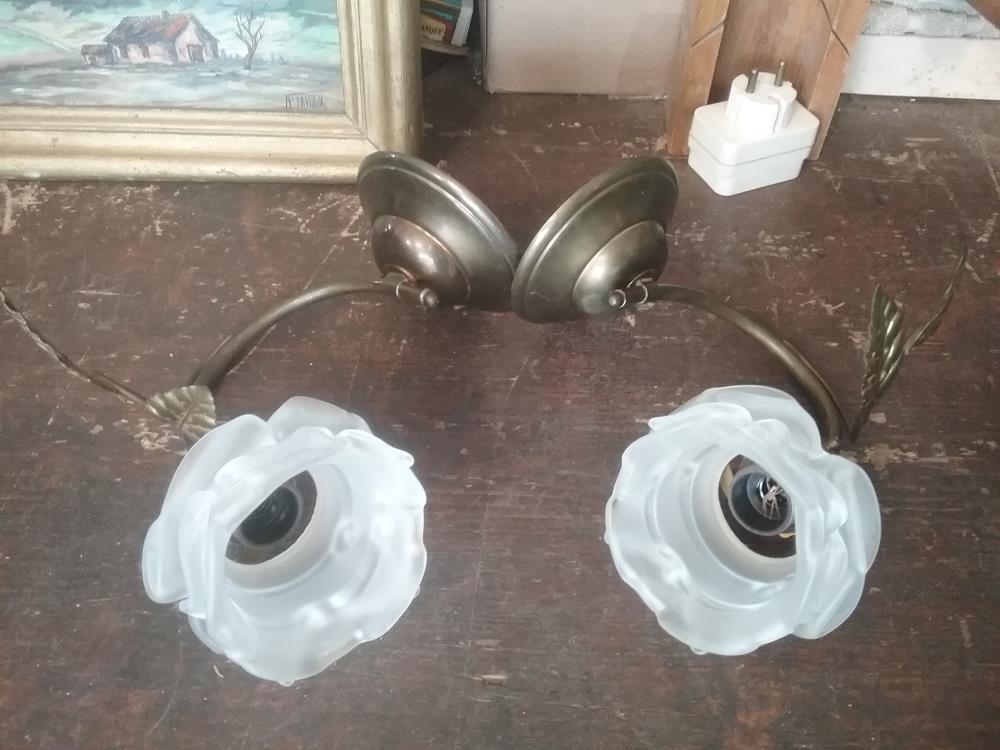 PAIRE D'APP.IQUES  CU