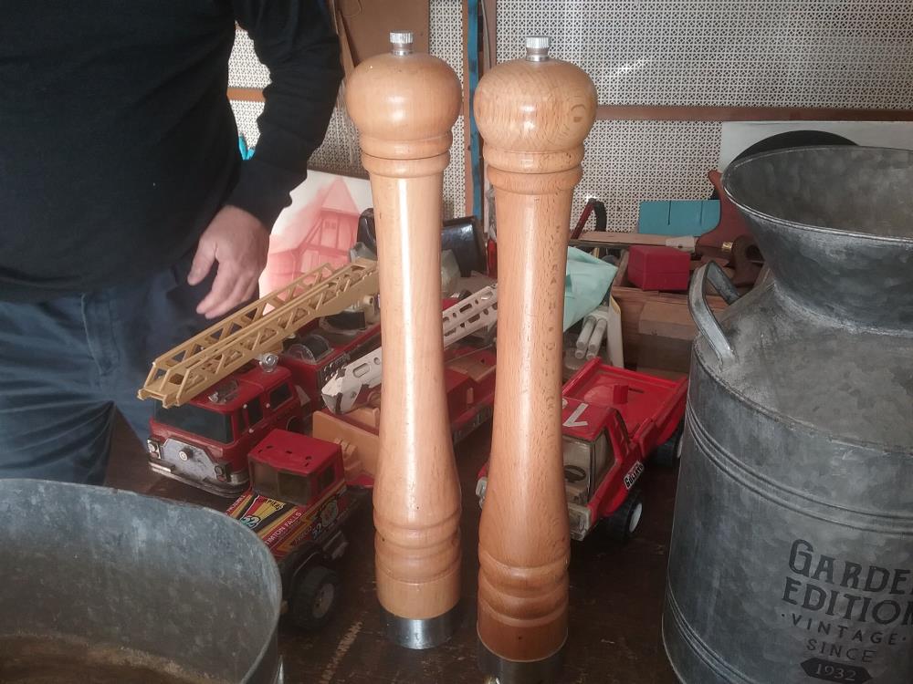 PAIRE DE SEL POIVRE QUILLE