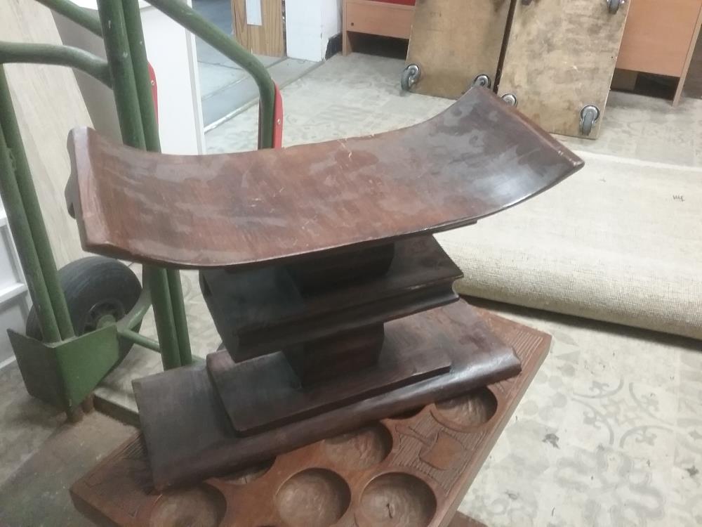 TABOURET AFRICAIN