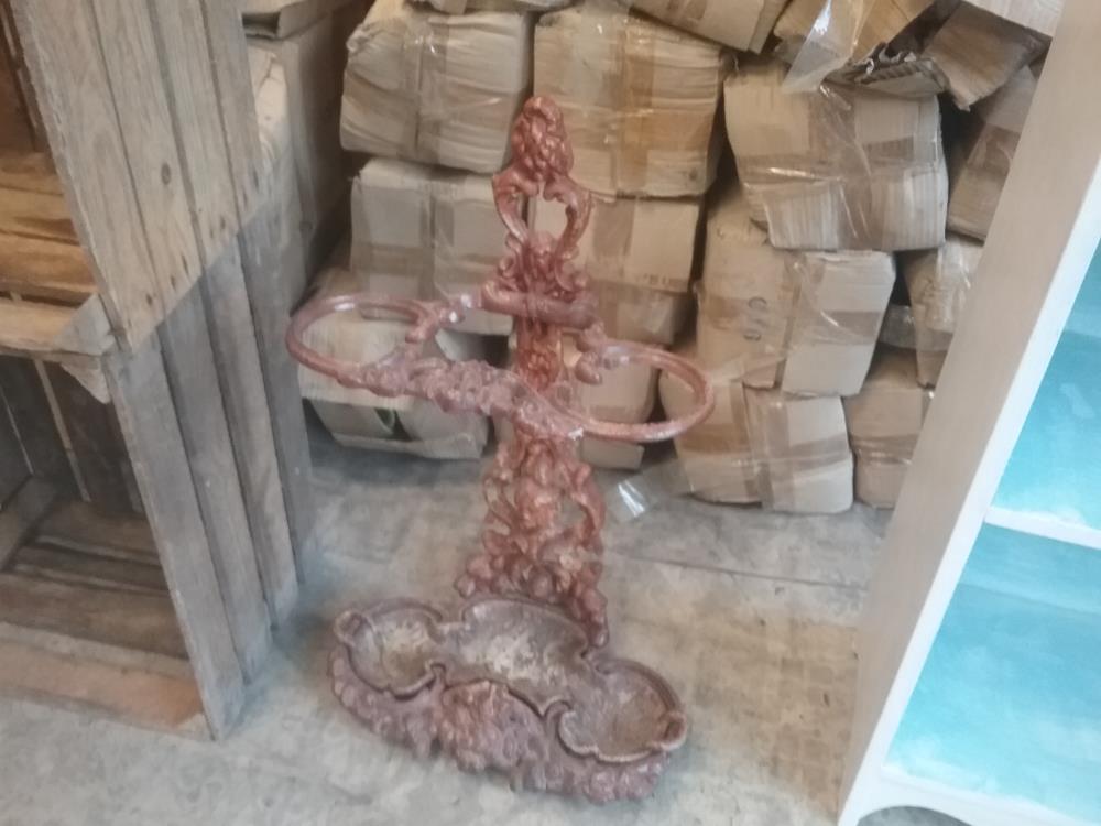 PORTE PARAPLUIE FONTE