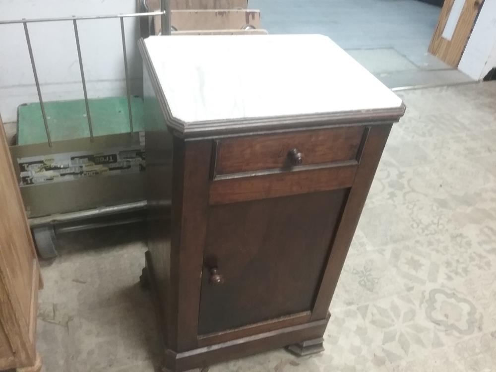 CHEVET 1T1P DS MARBRE