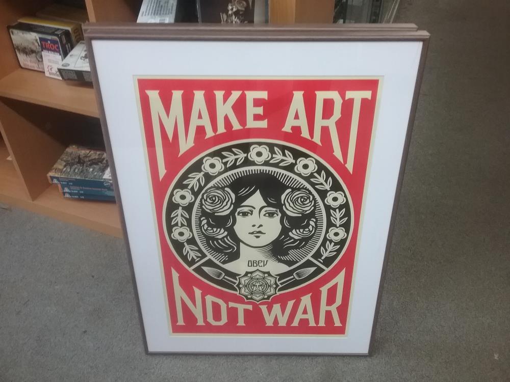 TIRAGE SUR TOILE ''MAKE ART NOT WAR'' OBEY SHEPARD FAIREY 70X50