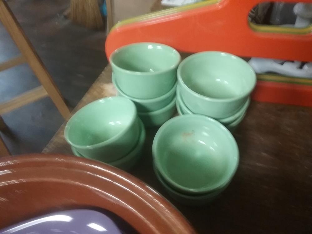 11 PETITS RAMEQUINS VERT LONGCHAMP