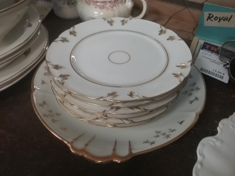 SERVICE DESSERT DORE