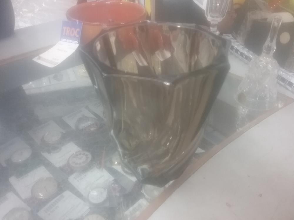 VASE FUME VERRE