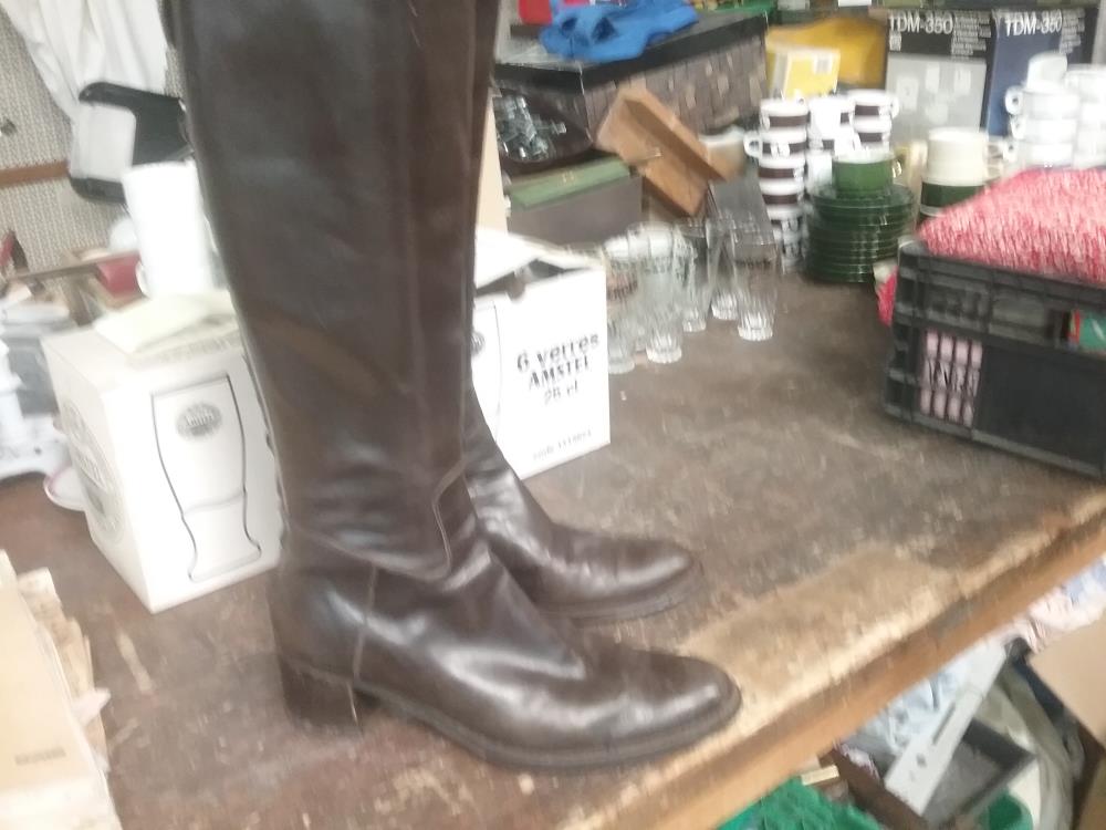 PAIRE DE BOTTES VINTAGE T 39