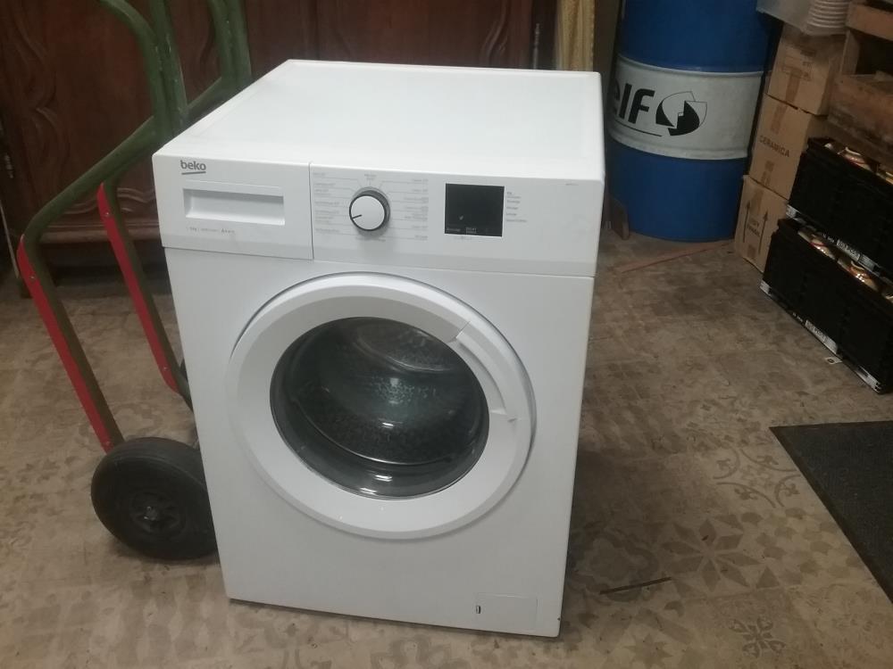 MALAVER BEKO 9KG 1400T