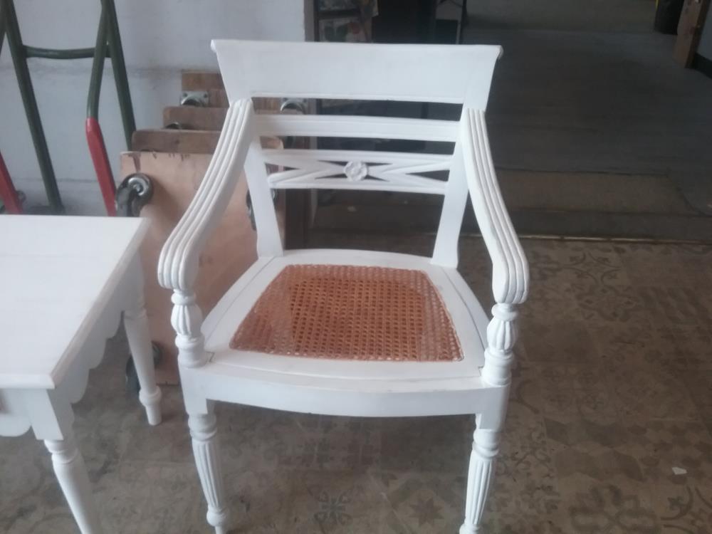 FAUTEUIL BLANCHE CANNEE