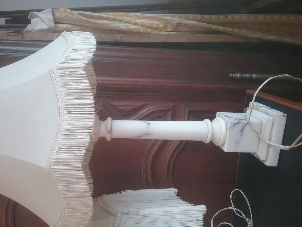 PIED DE LAMPE MARBRE