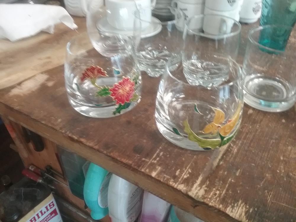 PAIRE DE VERRE DECO SIGNE