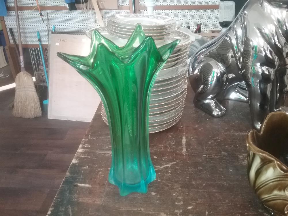 VASE VERRE VERT
