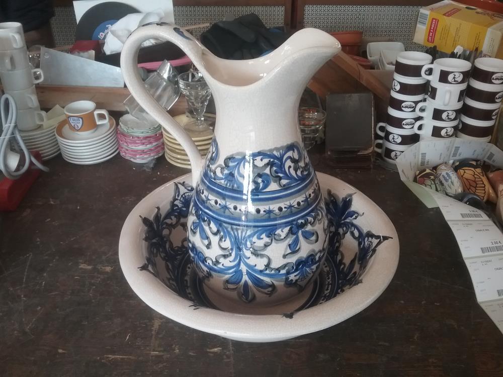 BROC ANCIEN EMAILLEE BLEU PORTUGAL 