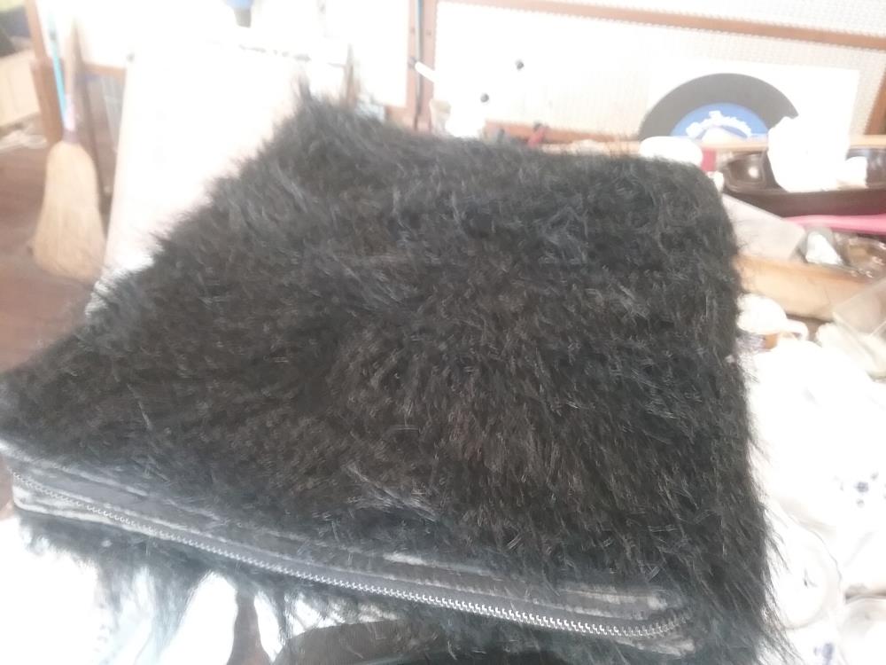 SACOCHE ORDI  MOUMOUTE