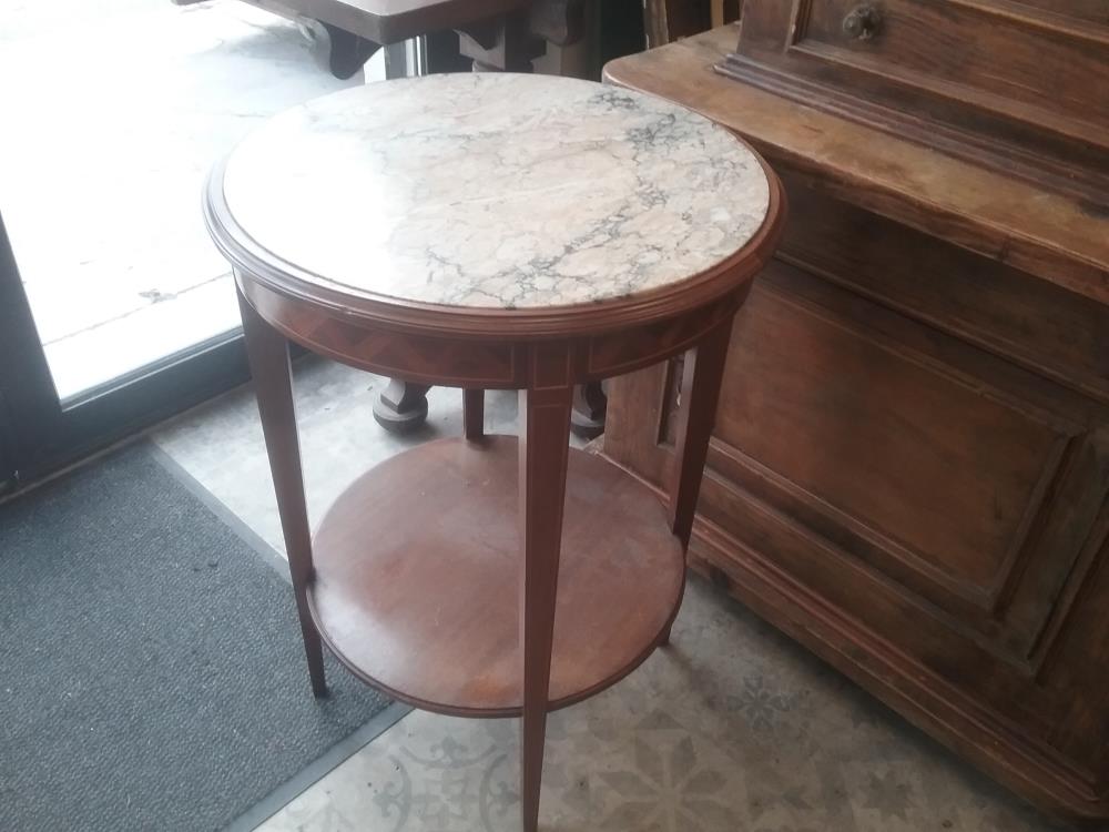 GUERIDON ROND MARBRE