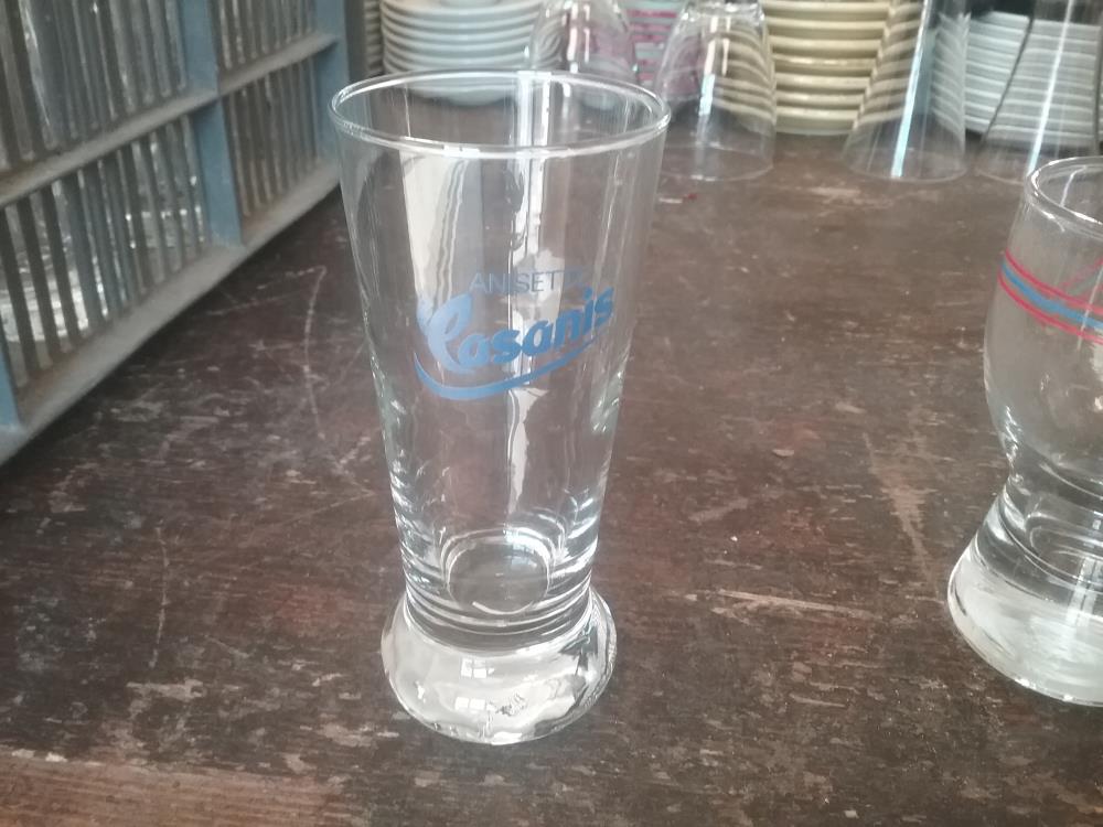 VERRE CASANIS ANCIEN 