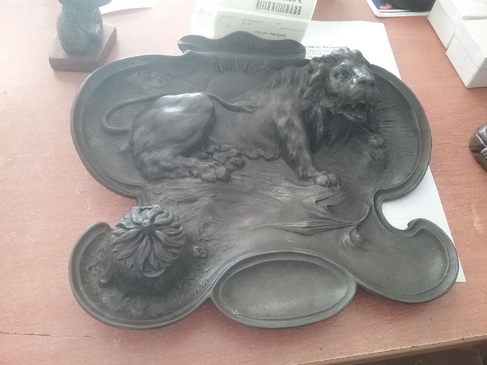 ENCRIER LION REGULE