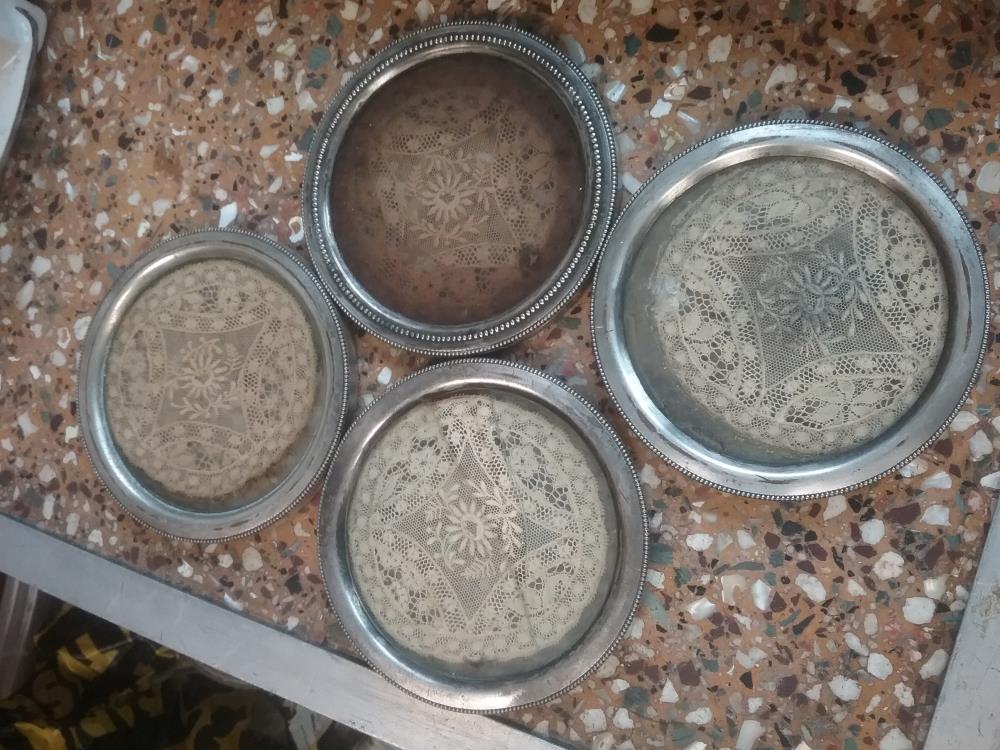 4 DESSOUS DE VERRES NAPPERONS MA