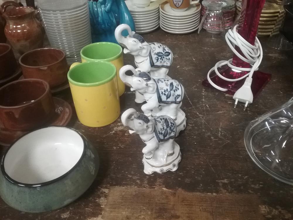 ELEPHANT PORCELAINE 