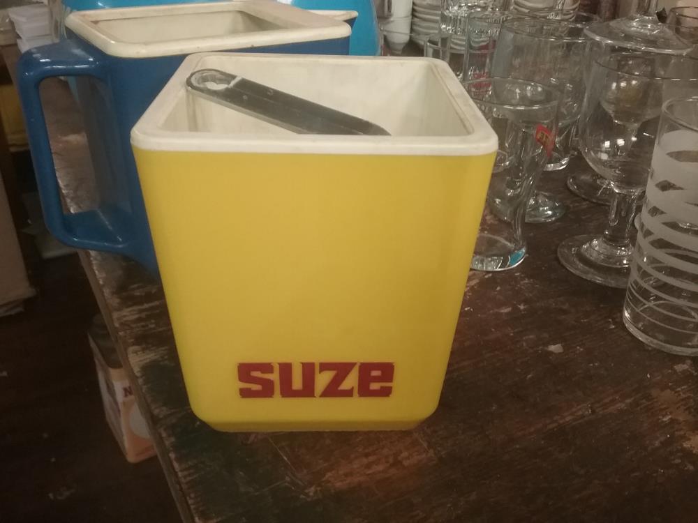 SEAU A GLACE SUZE