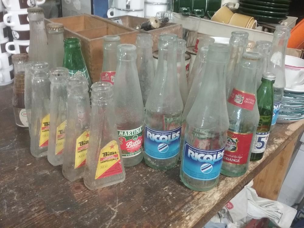 BOUTEILLES VINTAGE 