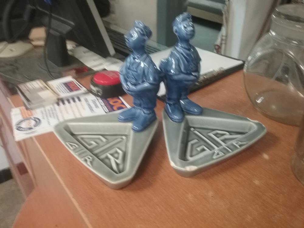 CENDRIER GIR EN ETAT