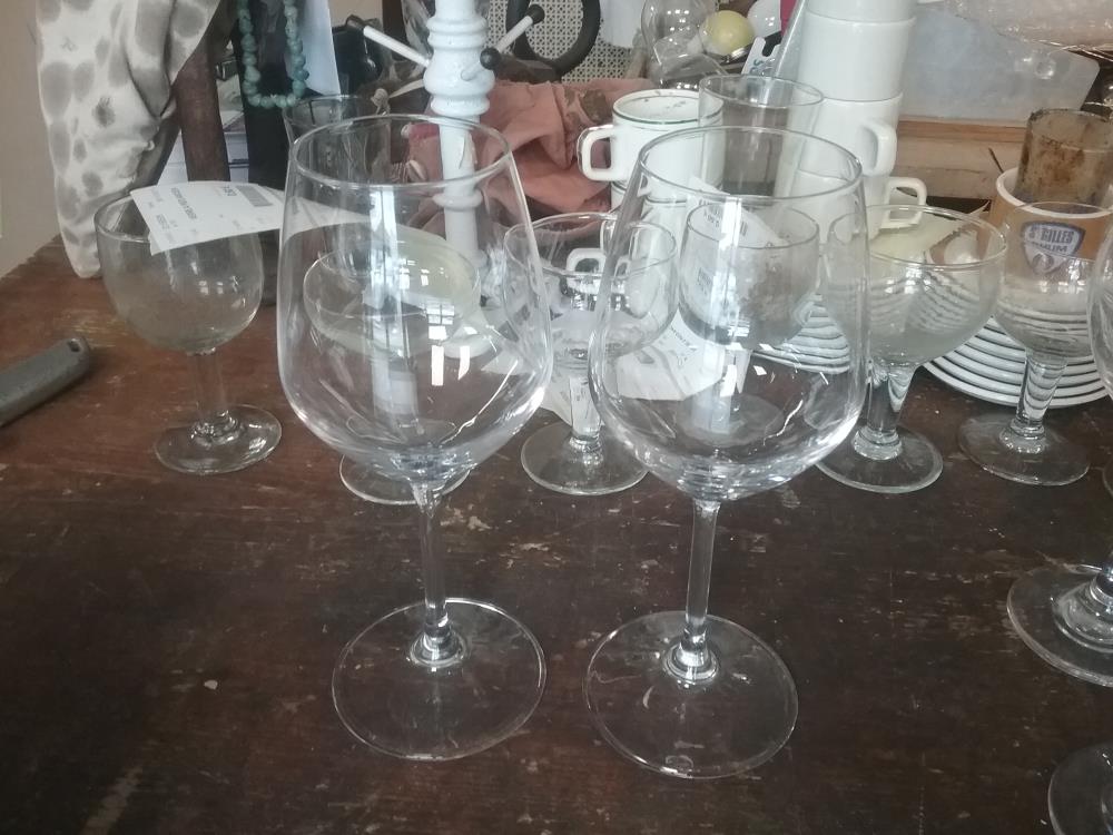 PAIRE DE VERRES A VIN