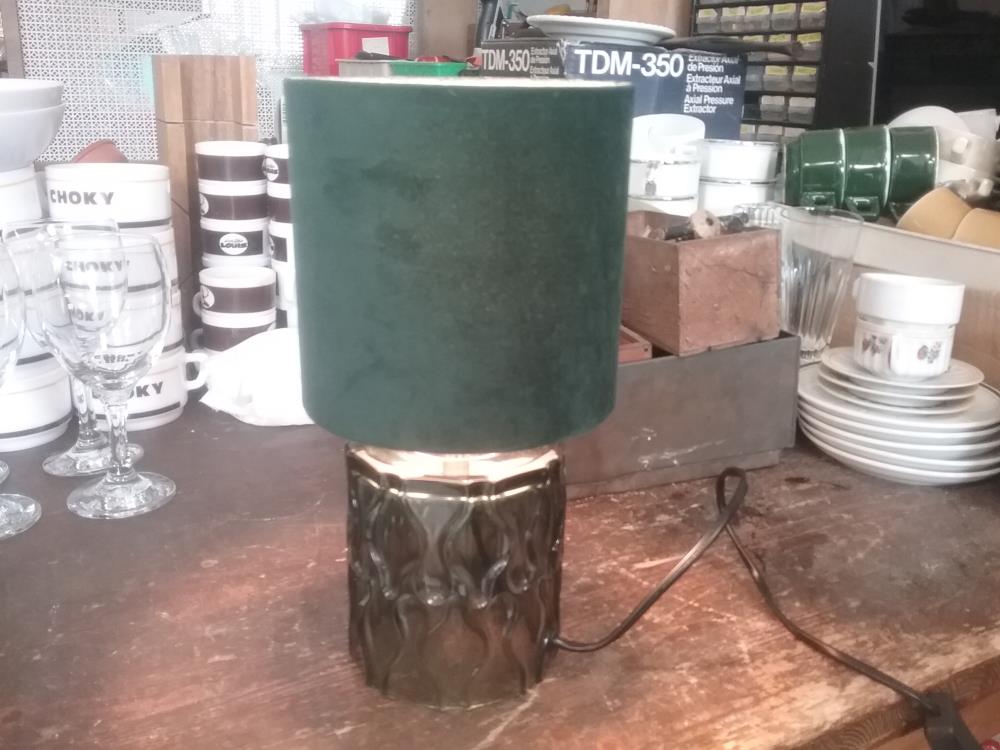 LAMPE VERRE VERT