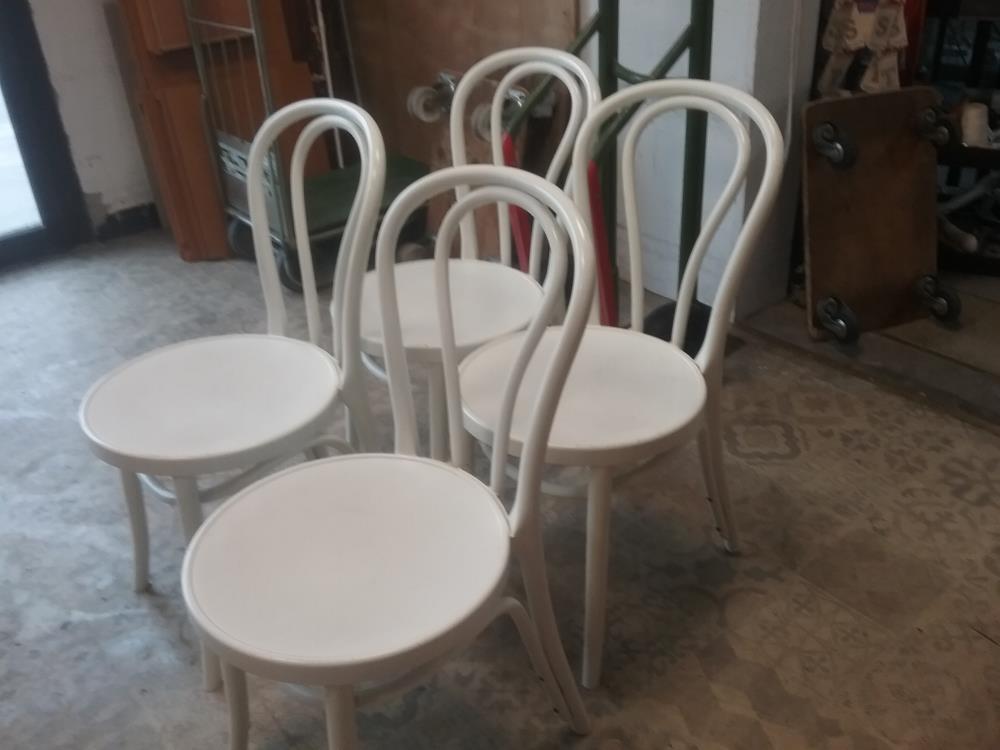 4 CHAISES DE CUISINE