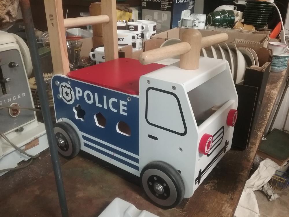 TROTTEUR POLICE 