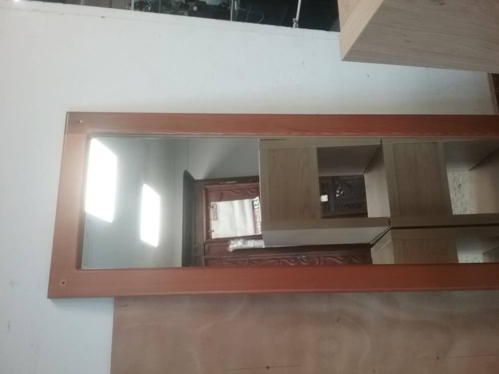 MIROIR EN PIED
