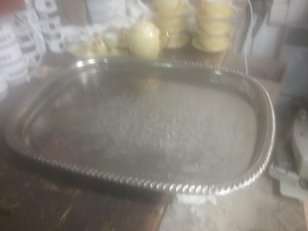 PLATEAU ARGENT NON TITRE